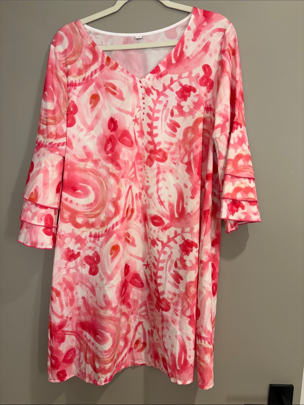 Women's Pink Printed V-Neck Shift Dress